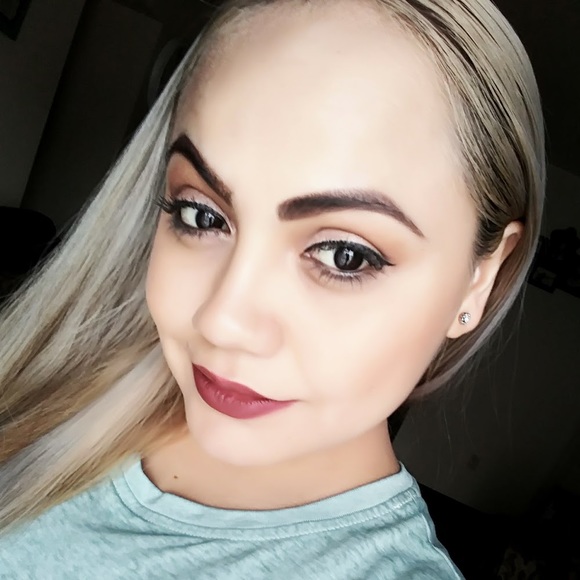 Meet your Posher, Mariela - Picture 1 of 1